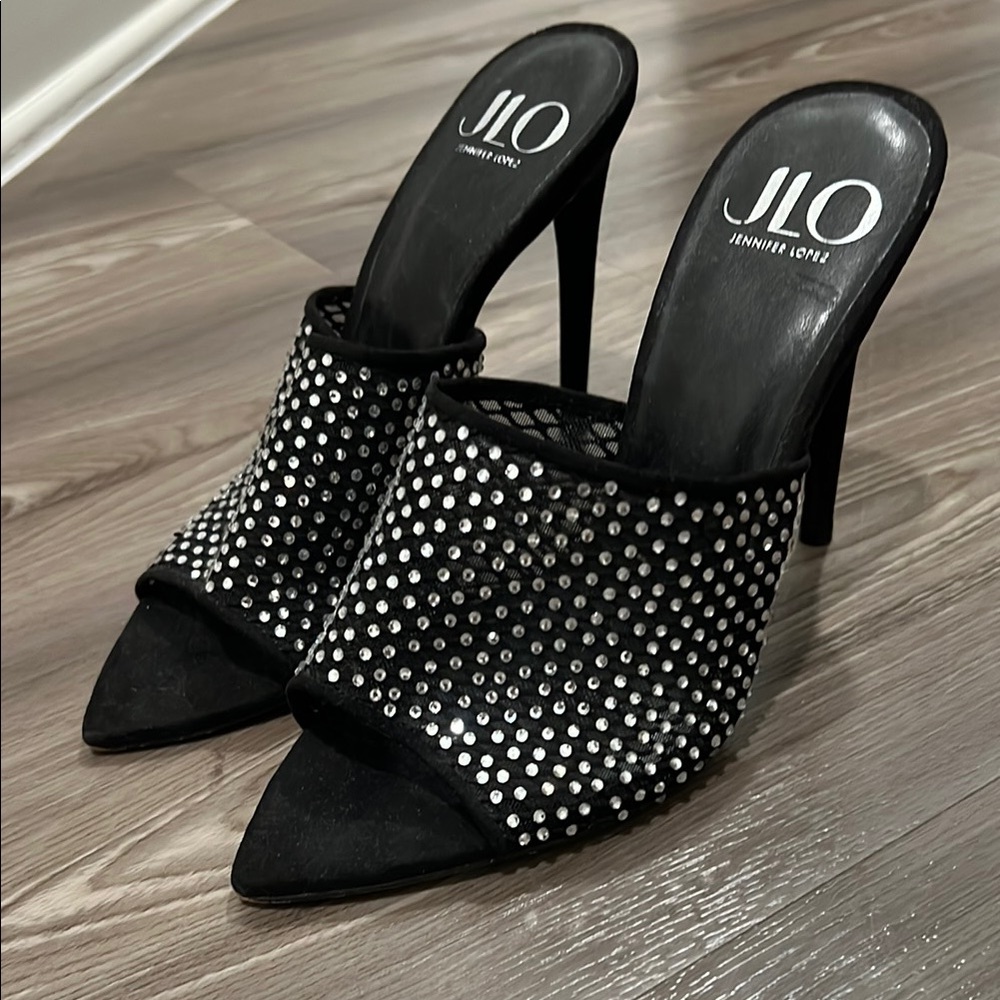 JLo heeled black mules